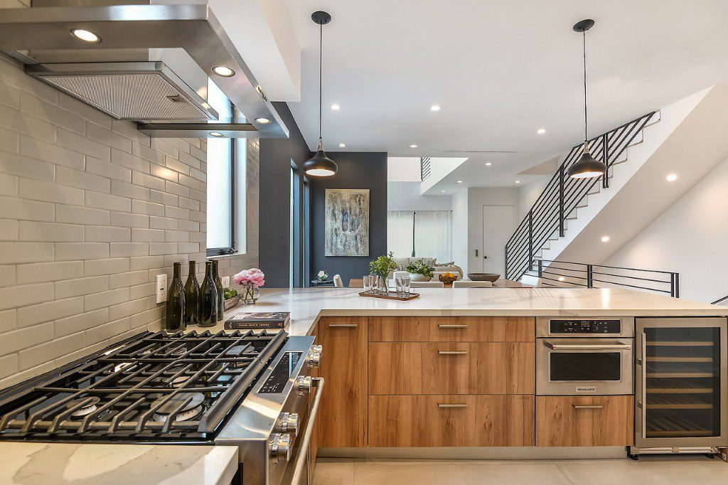 Beautifully crafted modern style California kitchen