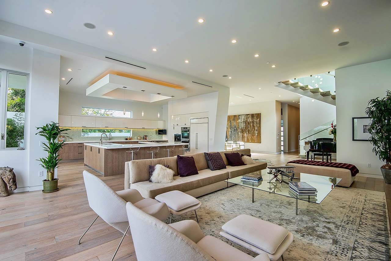 Grand living room and kitchen in modern home