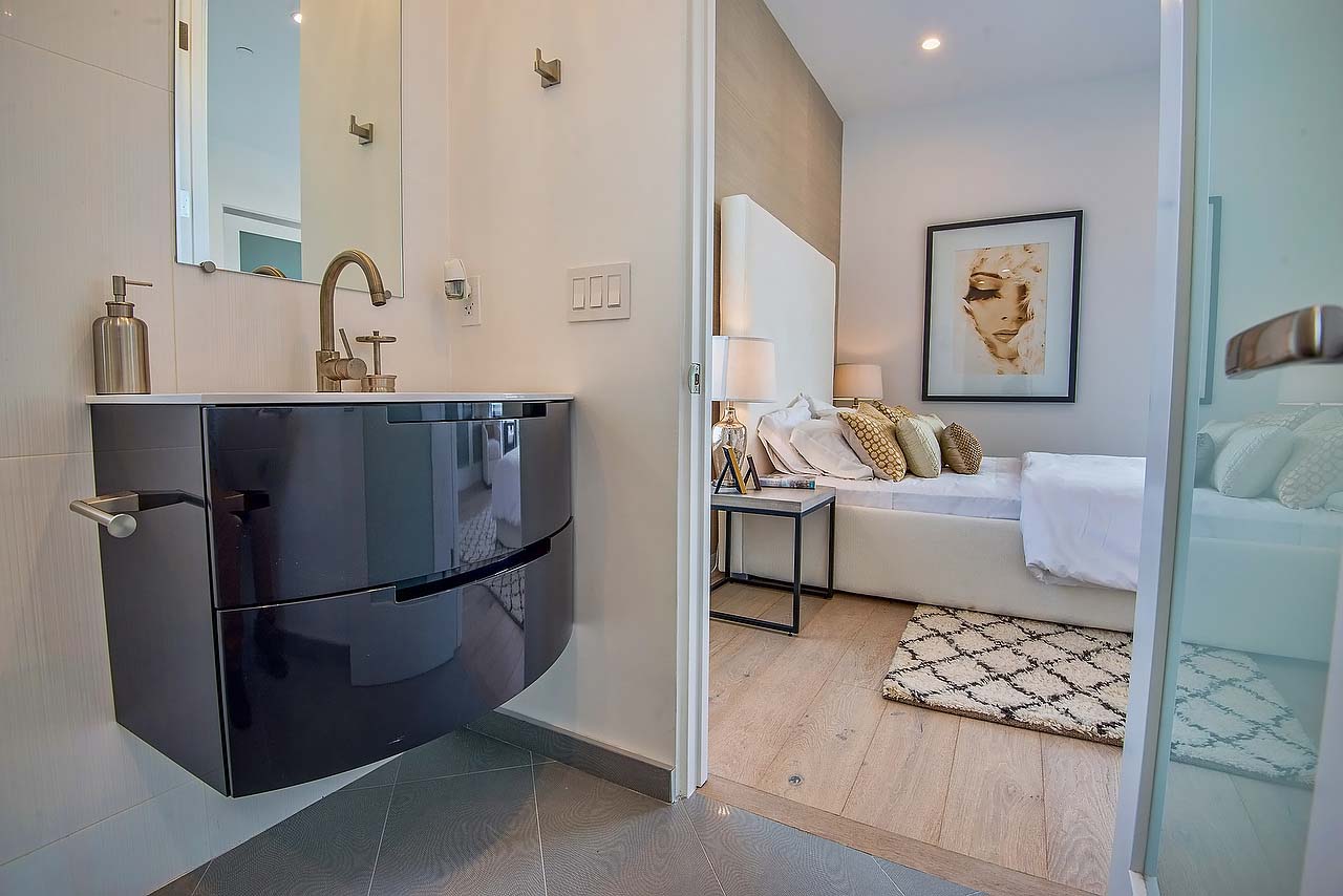 Modern guest bathroom in California house