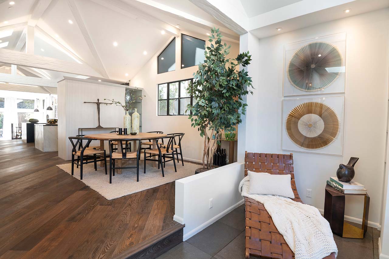Minimalist dining room in beautiful modern California home